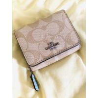 ราคา ส่งต่อ Coach กระเป๋าสตางค์ แท้!! (5288503549)