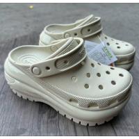 ราคา crocs used like new w6 เท้ายาวไม่เกิน 24cm (19180032335)