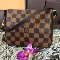 ราคา Lv Damier pochette แท้ (1468918244)