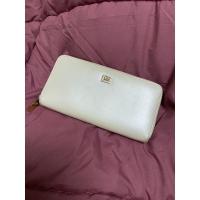 ราคา กระเป๋าสตางค์ guy laroche สีขาวมุก ของแท้ (10277573724)