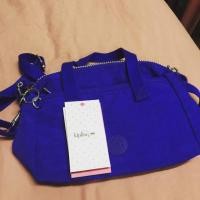 ราคา กระเป๋าถือ สะพายยาว kipling แท้ (21169240)