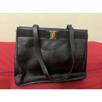 ราคา กระเป๋าหนังshopping Ferragamo แท้มือสอง (17273324600)