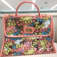 ราคา ใบใหญ่ กระเป๋าสะพายข้าง Kitty (663818028)