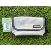 ราคา Freitag F41 Hawaii Five-O สีเงิน จาก shop Switzerland ของแท้ 100% (5943787622)