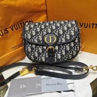 ราคา DIOR bobby ดิออร์ กระเป๋าผู้หญิง ดอกไม้เก่า ทรัมเป็ต อานม้า กระเป๋าสะพายข้าง (20768139164)