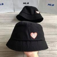 ราคา หมวก MLB Bucket Hat สีดำโลโก้ NY หัวใจส้ม (7817343073)