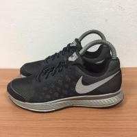 ราคา Nike มือสองของแท้ (517731180)