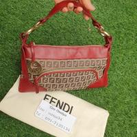 ราคา Fendi Red/Brown Zucchino Print Canvas ของแท้มือสอง (23834318788)