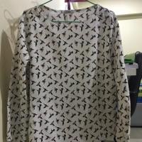 ราคา Mango แท้ 100% เสื้อคอกลมแขนยาว สภาพใหม่ค่ะ (2315775954)