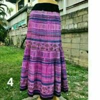 ราคา กระโปรงม้ง ผ้าปักม้ง (1961170755)