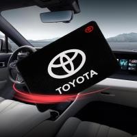 ราคา แผ่นกันลื่นแดชบอร์ด สำหรับโตโยต้า toyota Hilux Yaris Fortuner Corolla Cross HiAce Vios Alphard Camry C-HR Sienta Innova Avanza Vellfire แผ่นรองกันลื่น dashboard (8134100340)