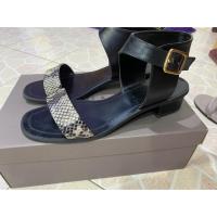 ราคา รองเท้ารัดส้นcharles&keith (7245897332)