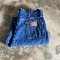 ราคา กางเกงยีนส์ wrangler รหัส B54 made in usa (16480039816)