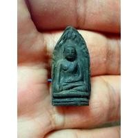 ราคา NEWพระรอด หลังลายนิ้วมือ เนื้อมหาว่านดำ ผสมผงใบลาน วรรณะทูโทน สุดยอดแห่งพุทธคุณเมตตาปลดหนี้เรียกทรัพย์ (นิยม หายาก) (17378495809)