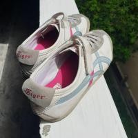 ราคา รองเท้า onitsuka tiger ของแท้ มือสอง ลูกสาว (22071301857)