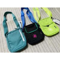 ราคา กระเป๋าสะพายข้าง CONVERSE CHUCK MINI BAG ของแท้100% (21966189312)