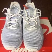 ราคา มือ 1 Nike ของแท้ ไซส์ 43 (1664785476)