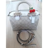 ราคา กระเป๋าทรงหมอน 9 นิ้ว แบรนด์ Coach "Coach Mini Bennett Satchel in Signature Canvas9" ของแท้ มือสองนะคะ (3537093722)
