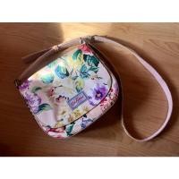 ราคา กระเป๋าสะพาย Cath Kidston มือสอง (12666004573)