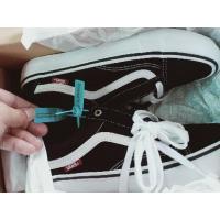 ราคา van old skool รุ่น (pro) black/white ซื้อมาไม่เคยใส่ ไม่เคยเอาออกจากกล่อง ปล่อยต่อจะไปรุ่นอื่น ของมือ 1 (13820361081)