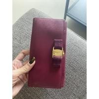ราคา ferragamo wallet ราคาถูก 1799บาทคะ ของแท้คะ สภาพยังดีเลย ฉลองวันตรุศจีน! ลดให้ 2วันคะ 1499 (15446834686)