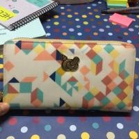 ราคา กระเป๋าสตางค์ kloset ของแท้ มีถุงกระดาษ ใหม่มาก พึ่งซื้อ (86645619)