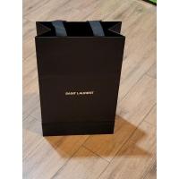 ราคา ถุงกระดาษ แบรนด์สินค้า YSL Saint Laurent (17140924182)