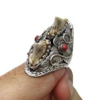 ราคา - แหวน เงินแท้ 92.5% ฝังหัวกระเบนท้องน้ำแท้ (ไม่ผ่านการฟอกขาว) ขนาด 0.8×1.8 ซม. จำนวน 2 หัว หน้าแหวนกว้าง 2.4×4.2 ซม. (21852773743)