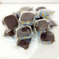 ราคา บราวนี่!! มีทั้งแบบ ไม่มีท็อปปิ้ง และมีท็อปปิ้ง โรยหน้า (อัลมอนด์/เม็ดมะม่วงหิมพานต์/โอรีโอ/ช็อคโกแลตชิป) (5546528291)