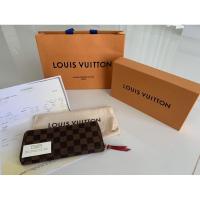 ราคา Used LV Clemence wallet DC16 (7369949608)