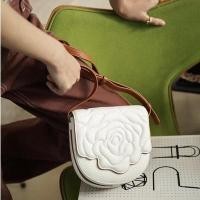 ราคา (พร้อมส่ง)*New* Aristotle Bag รุ่น Pochette - Cotton Wood (11491114846)
