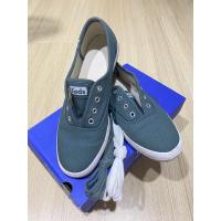 ราคา KEDS รองเท้าผ้าใบหนัง แบบผูกเชือก สีเขียวขี้ม้า ของแท้ 100 มือสอง สภาพใหม่มากๆ (18584208328)