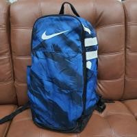 ราคา กระเป๋าเป้มือสอง Nike น้ำเงินดำสภาพดีพร้อมใช้งาน (16207379373)