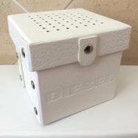 ราคา กล่องนาฬิกา กล่องหนังใส่ของ แบรนด์ Diesel ของแท้ (1456385085)