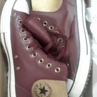 ราคา Converse US 11 UK9 หุ้มข้อ สีตามภาพ ซื้อจาก USA ซื้อผิดไซส์ (4117212178)