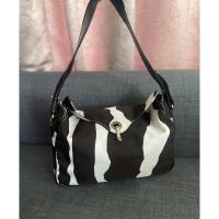 ราคา กระเป๋า Kate Spade Shoulder Bag มือสองของแท้ (23073210884)
