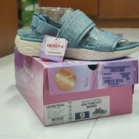 ราคา Skechers on the go sandal ไซส์ 9 รองเท้ารัดส้น (4700218406)