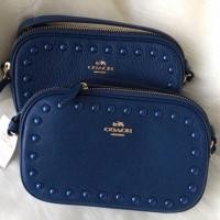 ราคา Coach crossbody สีน้ำเงินสีหายาก , สีชมพูสดใส (171652351)