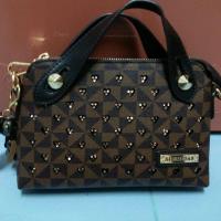 ราคา กระเป๋า Aisikadan แท้100% (623079201)