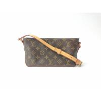 ราคา louis vuitton trotteur ของแท้100% มือสอง (13104010480)