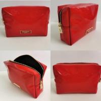 ราคา แท้เคาน์เตอร์ YSL กระเป๋าเครื่องสำอางค์สุดหรู Yves sain Laurent Gift Set Bag 2019 limited edition (2324676224)