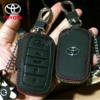 ราคา กระเป๋าซองหนัง ใส่กุญแจรีโมท รุ่นมินิซิบรอบโลโก้เงิน Toyota Fortuner‎/Camry Hybrid 2015-21 Smart 4 ปุ่ม (12010690018)