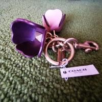 ราคา COACH​ พวงกุญแจ​ ซากุระ​ หนังแท้​ ของใหม่ (2821476086)