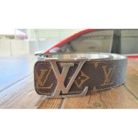 ราคา เข็มขัดหนัง LOUIS VUITTON ของแท้ (มือสอง) หัวเงิน (7113922796)