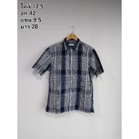 ราคา เสื้อเชิ้ต Uniqlo มือสอง (19823235168)