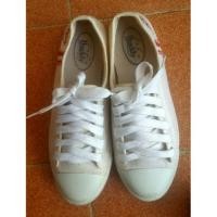 ราคา รองเท้าผ้าใบBuddyสีขาว(มือ2) (81609430)
