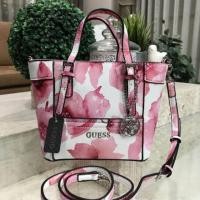 ราคา กระเป๋า GUESS MINI PRINTED FLOWERS CROSS BODY (1425894135)
