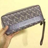 ราคา กระเป๋าสตางค์ ของ FN used สภาพดีจ้าา แท้ 100% (2213422144)