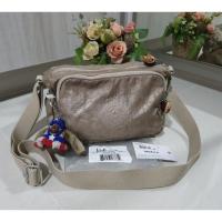 ราคา Used Kipling รุ่น Reth S แท้ 100% ลดราคาตามสภาพการใช้งาน แถมชุดลิงกัปตันอเมริกา+หัวถักหุ้มซิป2อัน (5072409519)