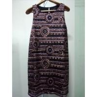 ราคา Dress ปักเลื่อมลายดอกไม้ ทรงปล่อยหลวมๆ ผ้าไม่ยืด ปักเกล็ดปลานูน สีด้าน คลาสสิค งานปักหายาก Size M (17024372395)